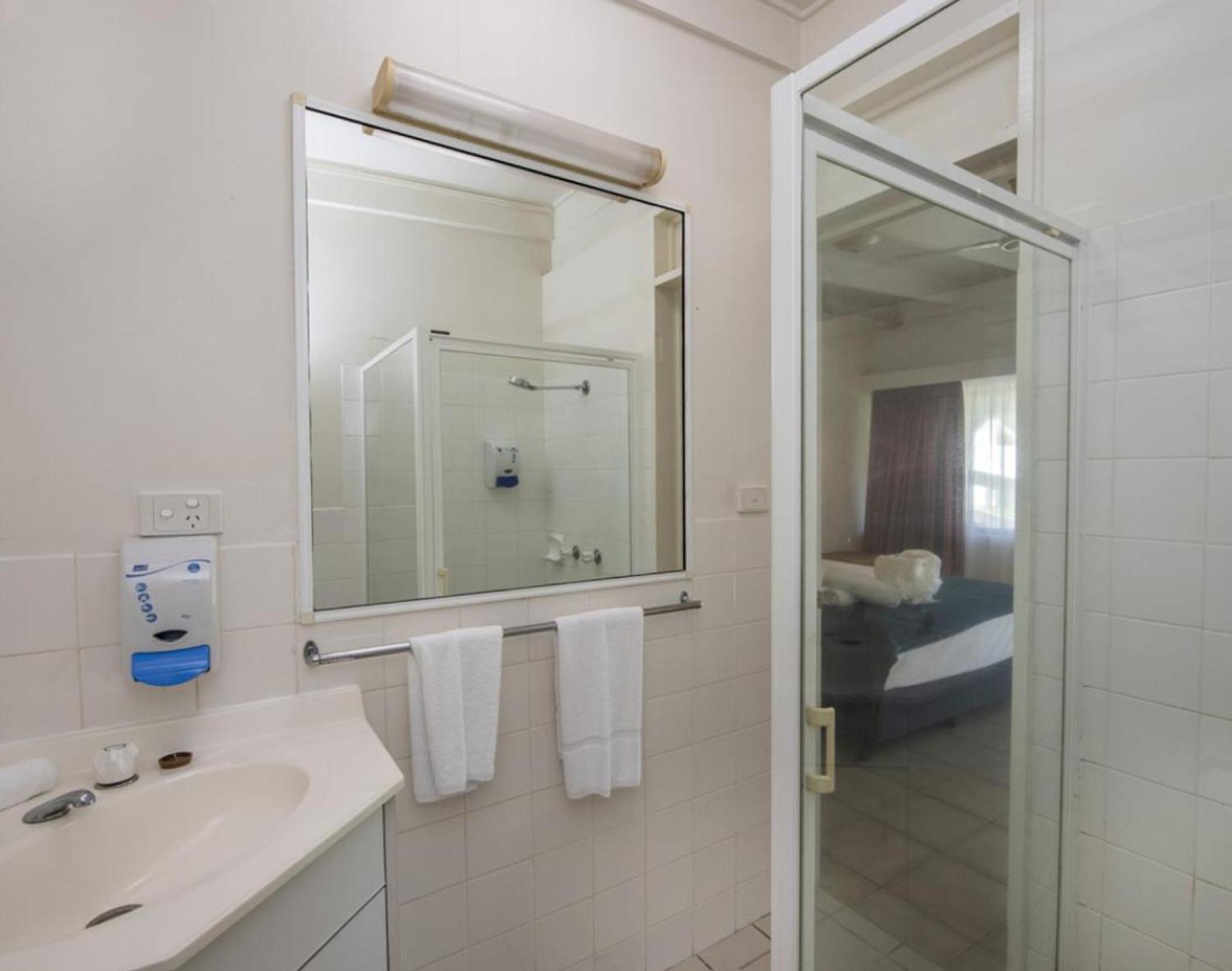Affordable Island Escape! Queen Studio, Nelly Bay Ngoại thất bức ảnh