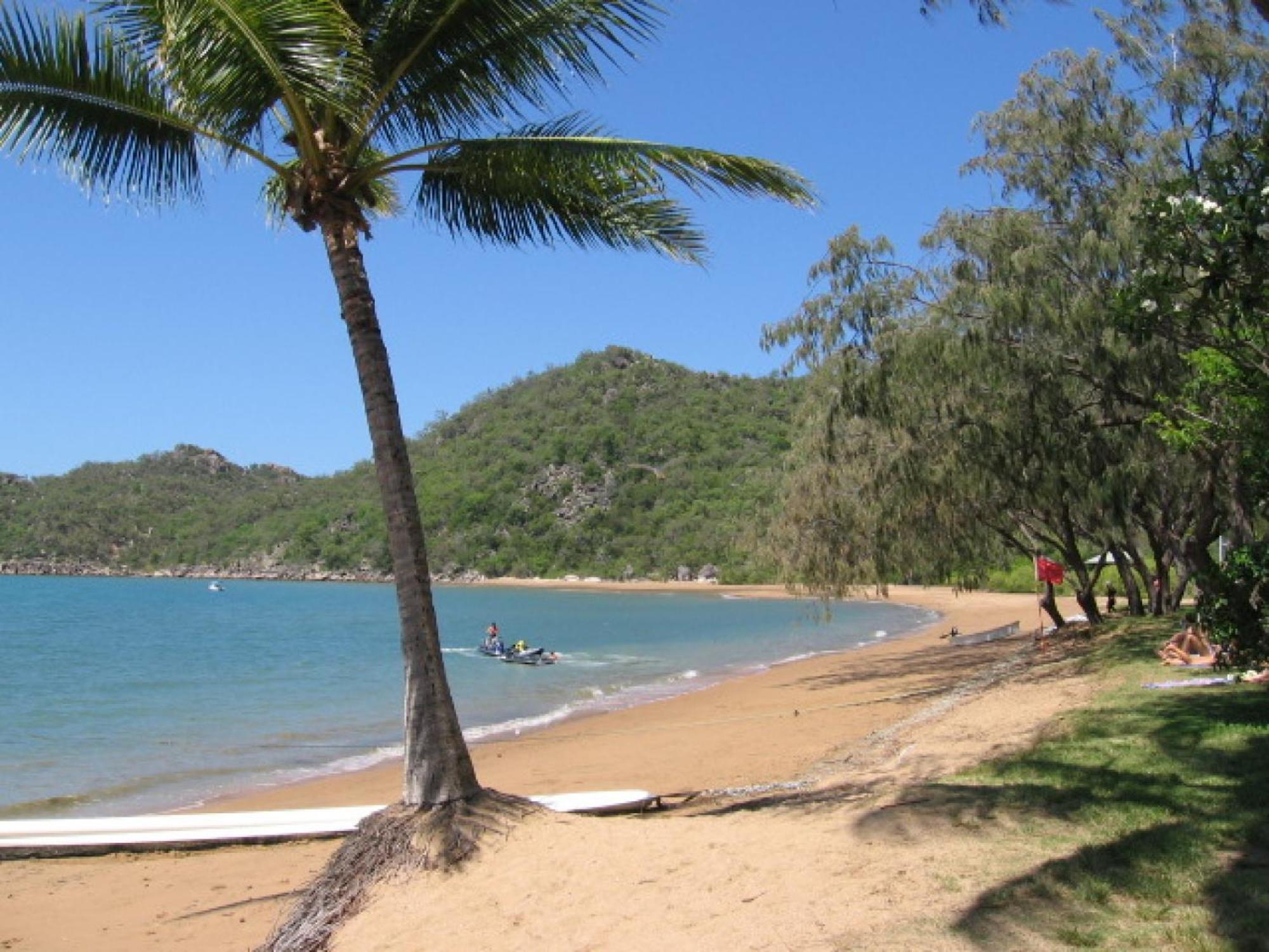 Affordable Island Escape! Queen Studio, Nelly Bay Ngoại thất bức ảnh